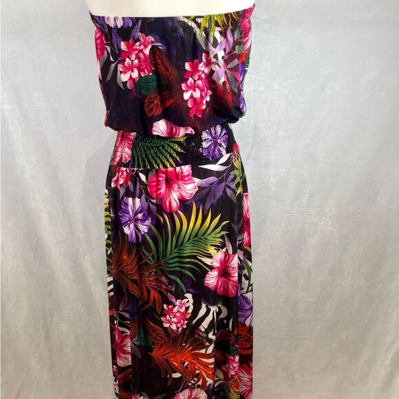 Beautiful tropical floral print smocked strapless maxi dress size medium - Picture 3 of 6